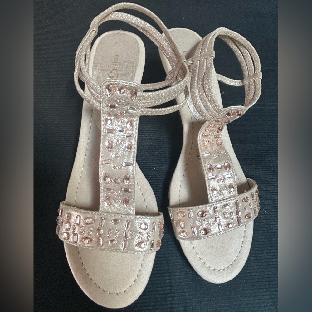 Chic Beige Pink Sparkling Beaded Wedges